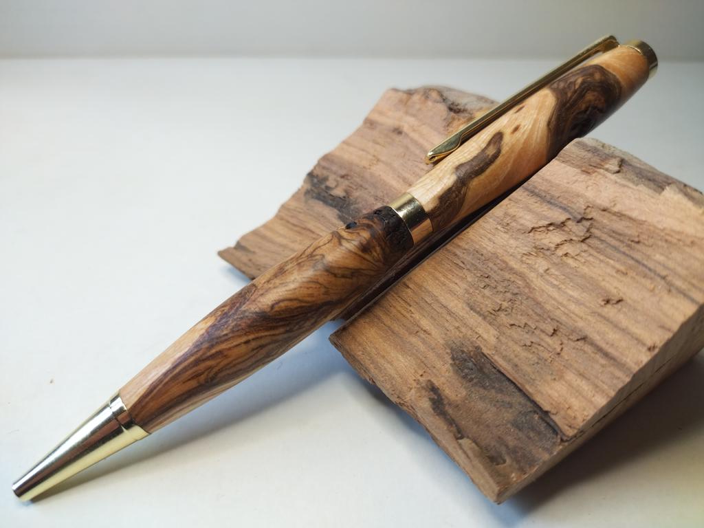 stylos billes en bois tourné