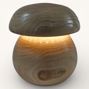 Champignon lumineux en frêne